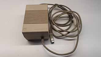 Commodore Szerviz és Restaurátor | Commodore Amiga tápegység javítása