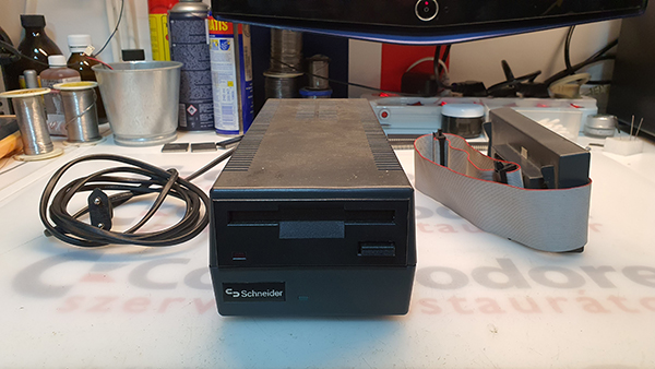 Commodore Szerviz és Restaurátor | Amstrad/Schneider CPC első lépések, Schneider CPC 3" külső floppy meghajtó