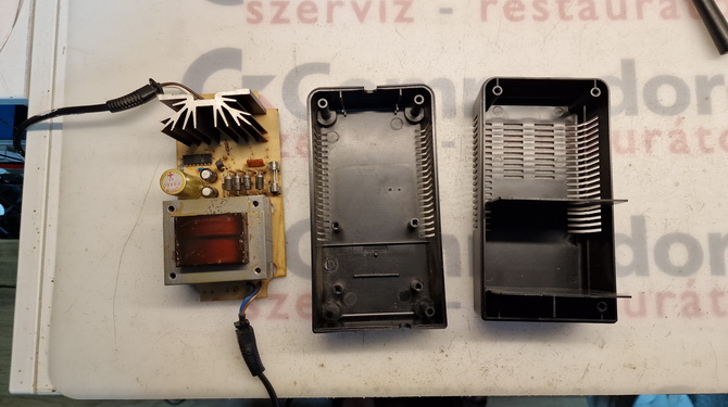 Commodore Szerviz és Restaurátor | Atari 800 XL/XE tápegység modernizálása