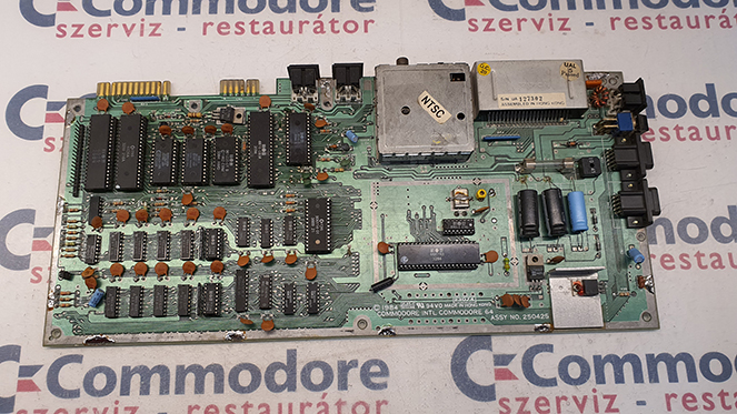 Commodore Szerviz és Restaurátor | MOD: Commodore 64 NTSC módosítása PAL-ra