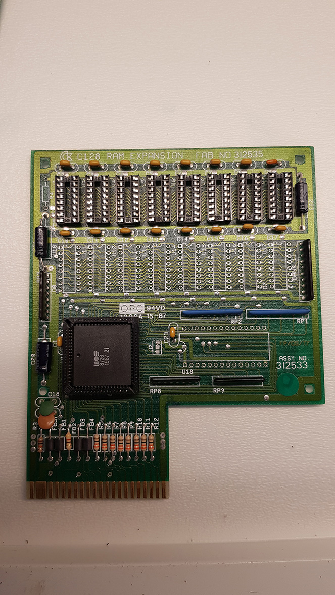 Commodore Szerviz és Restaurátor | MOD: Commodore 64, 128 1764 RAM bővítse 512KB-ra
