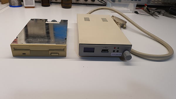 GOTEK külső, beépítve külső FDD helyére