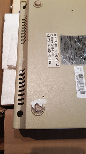 Commodore Szerviz és Restaurátor | gumilábak elöregedése