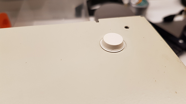 Commodore Szerviz és Restaurátor | Commodore csere gumilábak