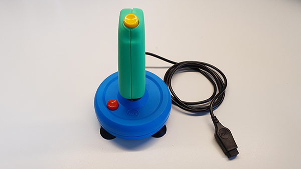 Commodore Szerviz és Restaurátor | MATT Commodore joystick