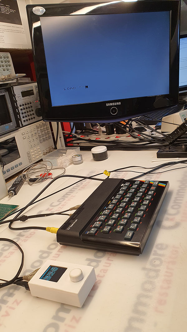 ZX Spectrum első lépések | ZX Spectrum Commando játék betöltése